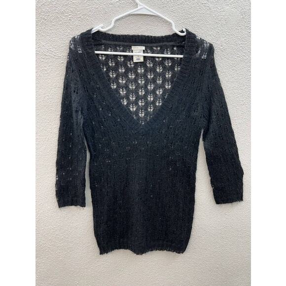 Womens Old Navy Sweater Size Medium Black Perfect Fit Sheer 3/4 Sleeve - Picture 1 of 10